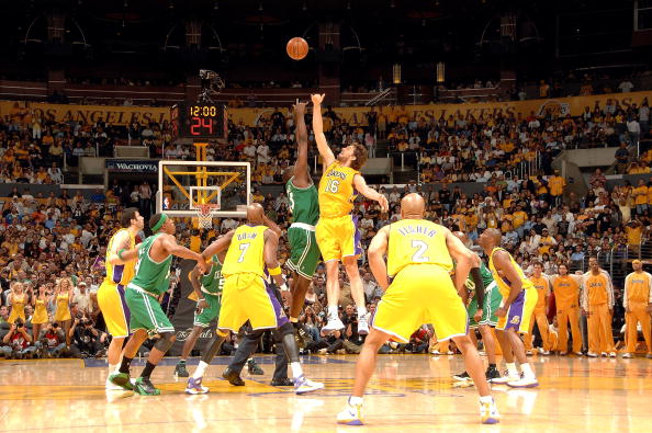 欧美诗化妆品海报设计_美肤产品海报设计制作