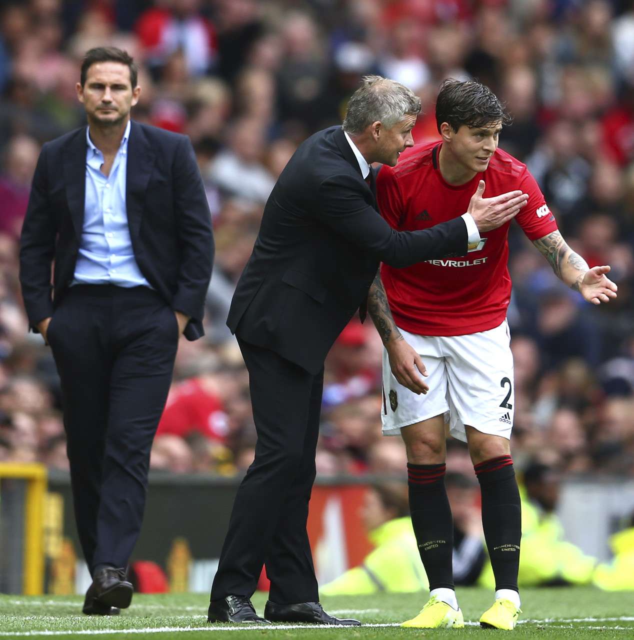 智能科技品牌设计_东莞品牌产品手册设计案例